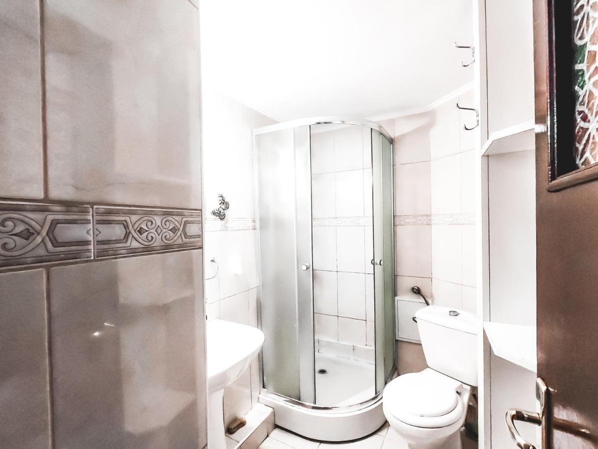 Parliament 1Br Apartment W Self Check In Bukares Bagian luar foto