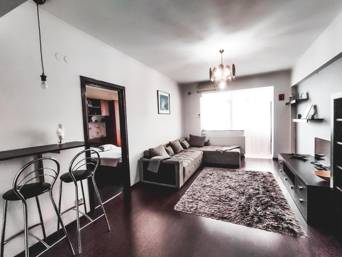 Parliament 1Br Apartment W Self Check In Bukares Bagian luar foto